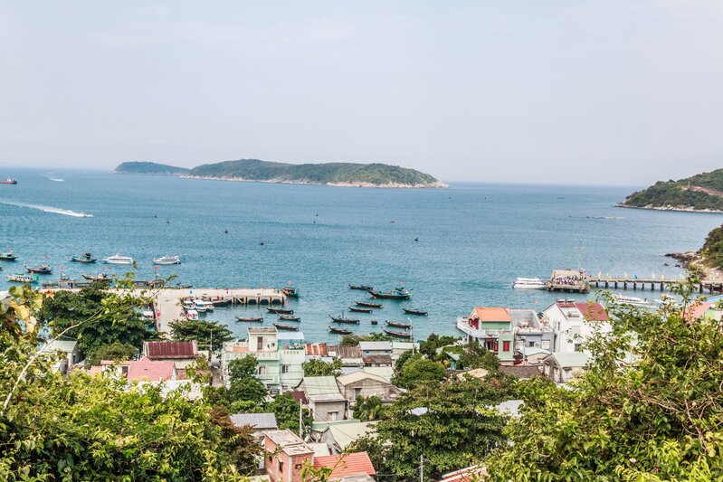 Phát triển du lịch biển Quảng Nam: Thực trạng và giải pháp bảo vệ môi trường