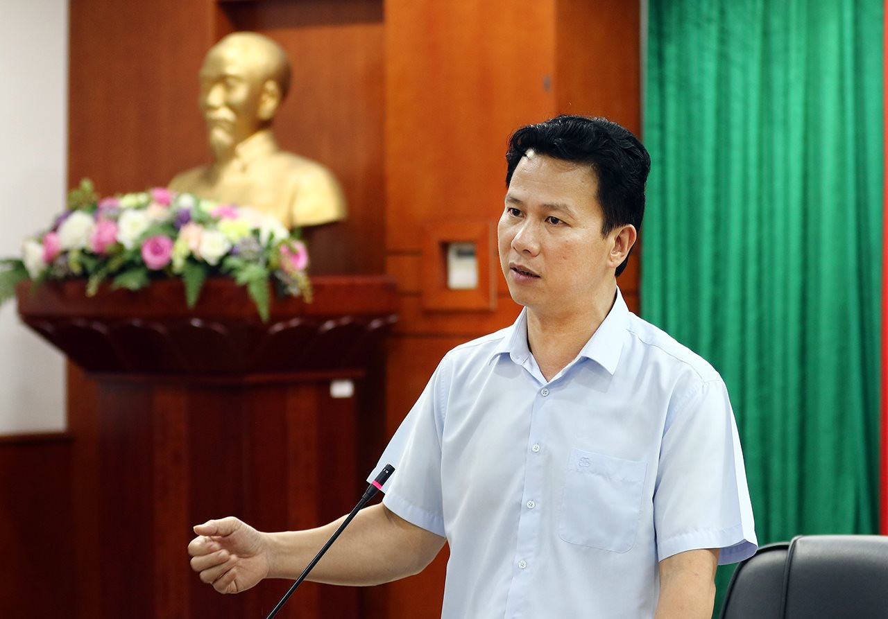 Ngòi bút phải sắc và phải hiểu thật sâu