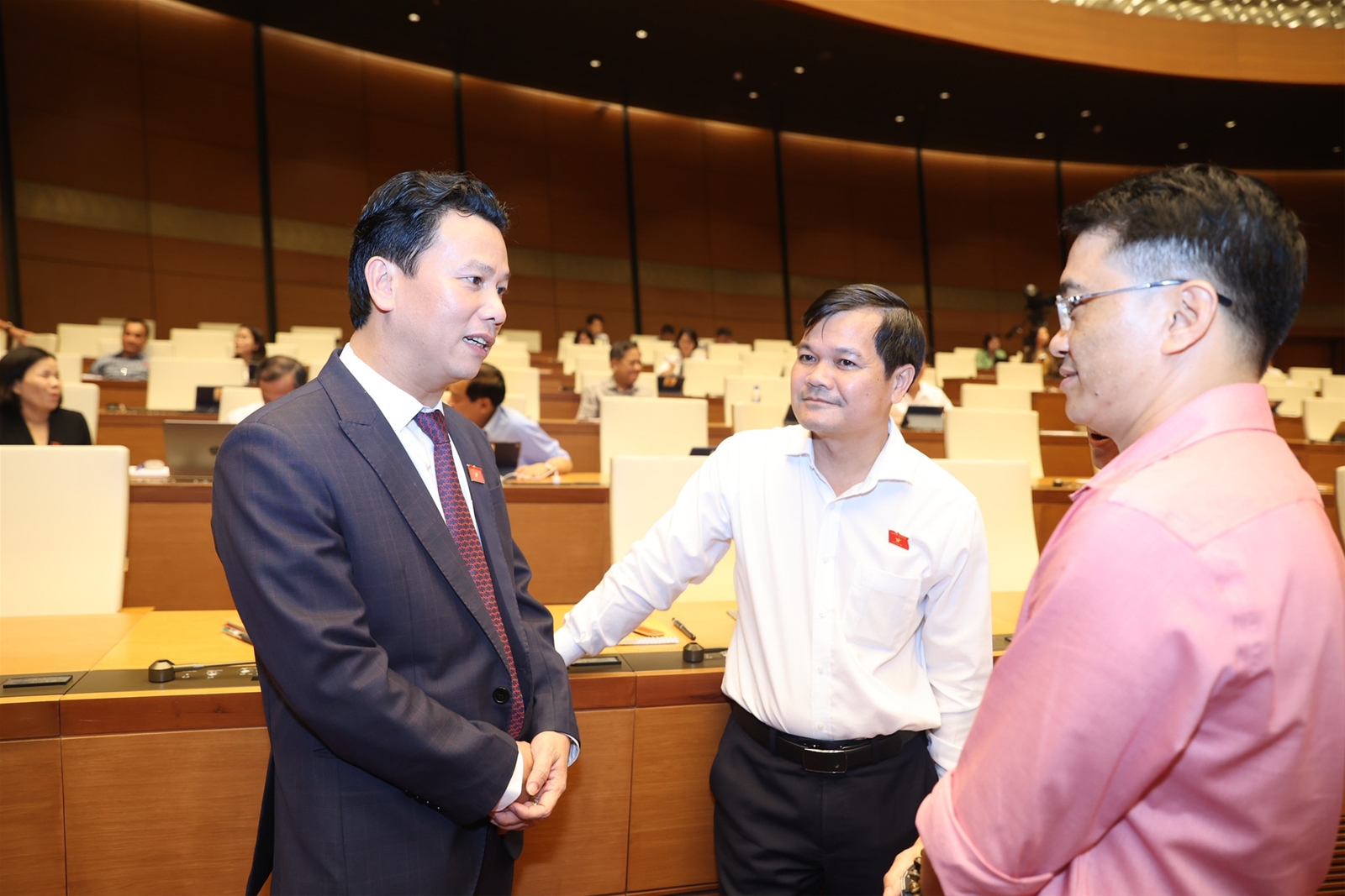 Phải có chính sách để vừa giữ nước, vừa tuần hoàn nước