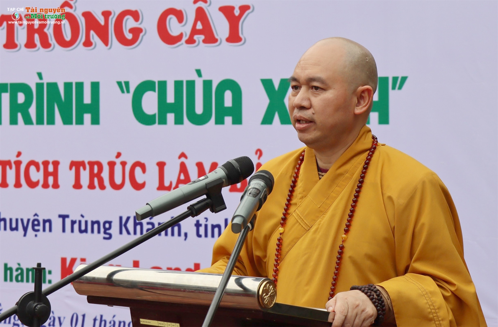 Phóng sự ảnh Tạp chí Tài nguyên và Môi trường trồng cây tại chùa Phật Tích Trúc Lâm Bản Giốc, Cao Bằng