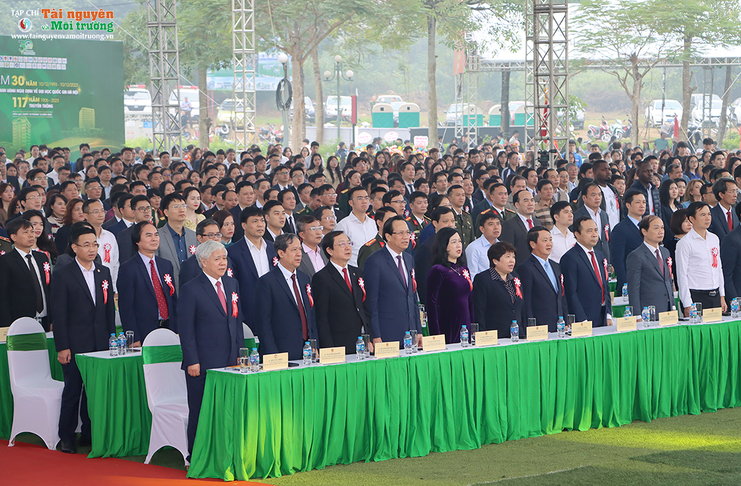 Đại học Quốc gia Hà Nội kỷ niệm 30 năm ngày Chính phủ ban hành Nghị định về ĐHQGHN, 117 năm truyền thống và đón nhận Huân chương Lao động hạng Nhất