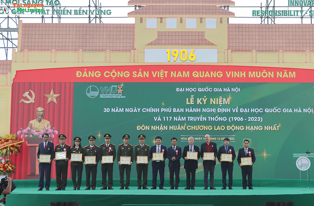Đại học Quốc gia Hà Nội kỷ niệm 30 năm ngày Chính phủ ban hành Nghị định về ĐHQGHN, 117 năm truyền thống và đón nhận Huân chương Lao động hạng Nhất