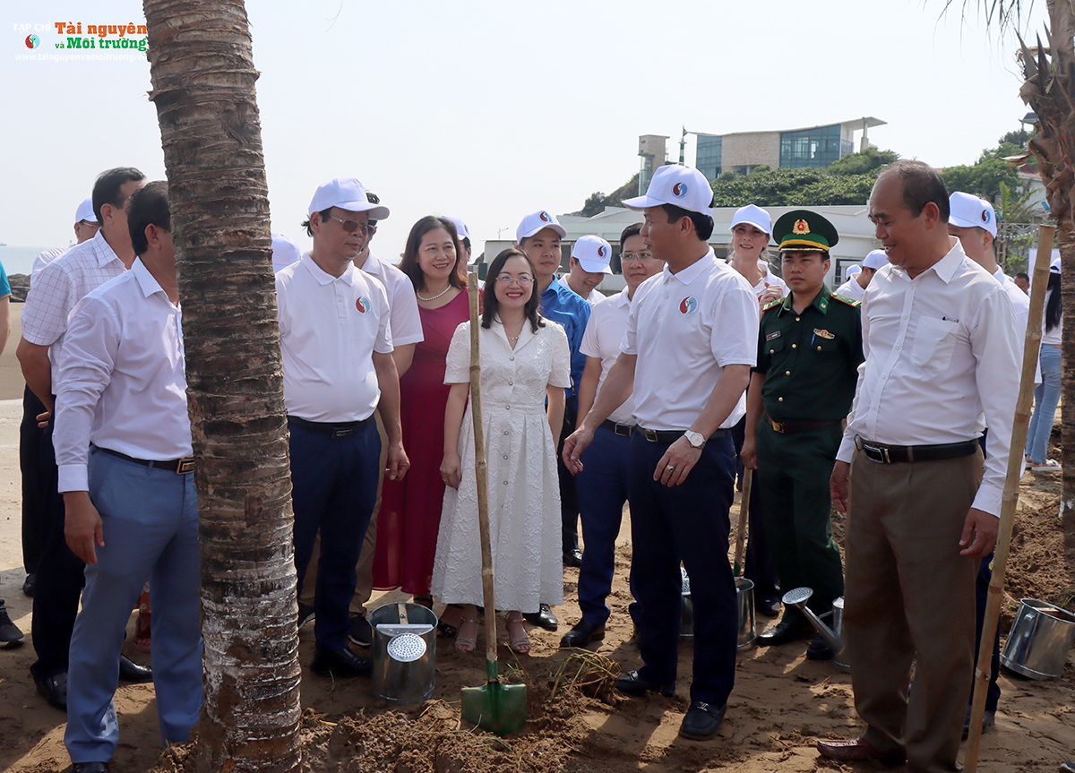 Bộ trưởng Đặng Quốc Khánh phát động bảo vệ môi trường, bảo vệ môi trường biển và đại dương