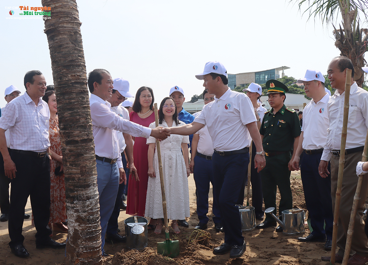 Bộ trưởng Đặng Quốc Khánh phát động bảo vệ môi trường, bảo vệ môi trường biển và đại dương