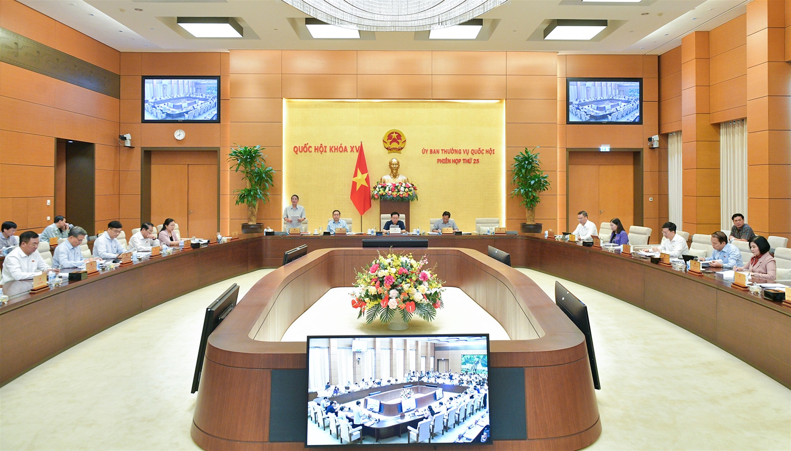 Tập trung toàn lực hoàn thiện Dự án Luật Đất đai (sửa đổi)