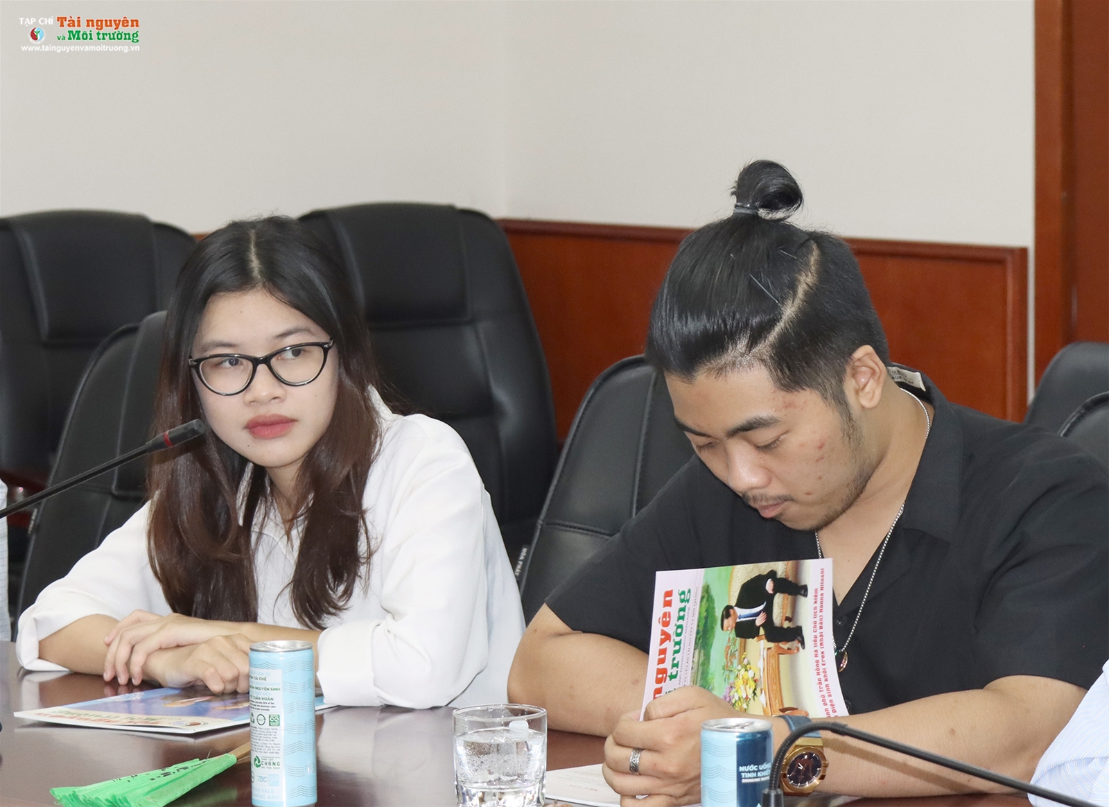 Gặp mặt sinh viên