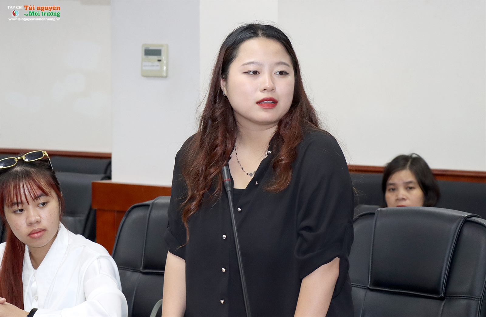 Gặp mặt sinh viên