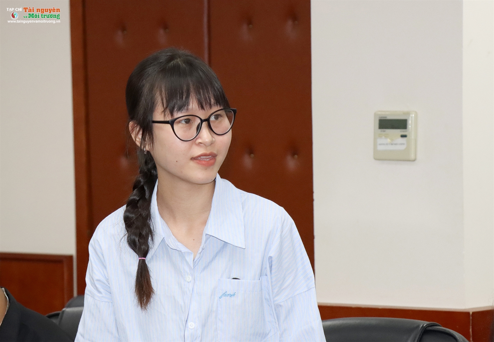 Gặp mặt sinh viên