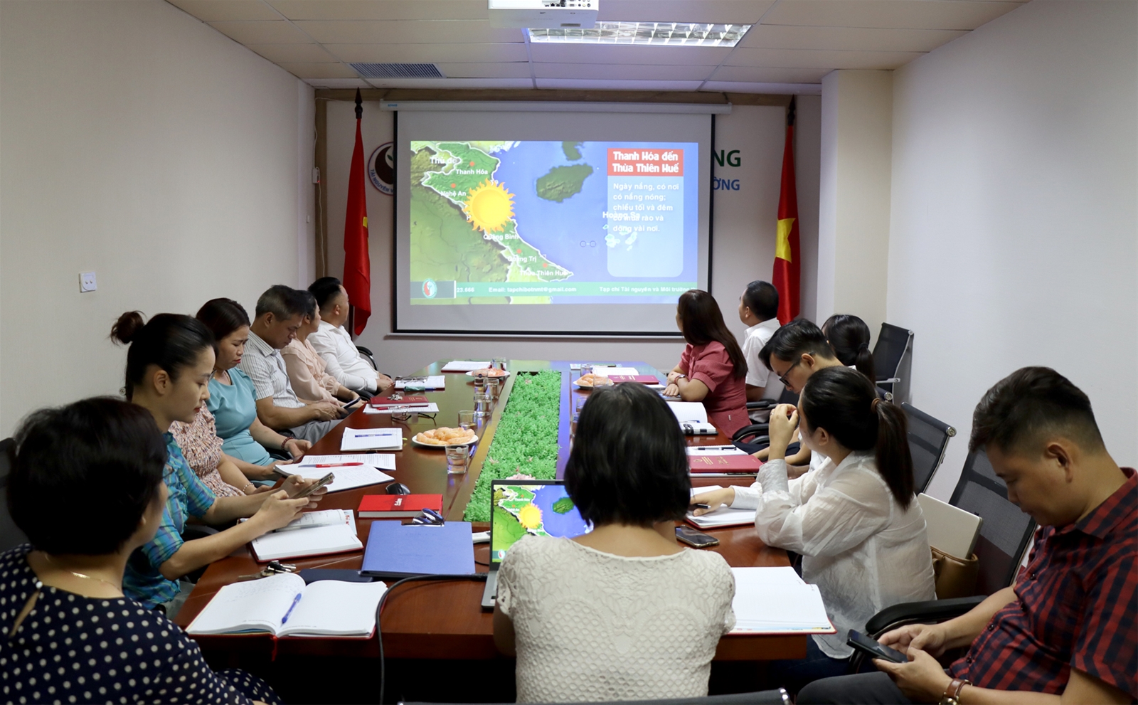 Tạp chí Tài nguyên và Môi trường ký kết hợp tác truyền thông cùng Công ty Cổ phần Truyền hình thực tế HDTV Việt Nam
