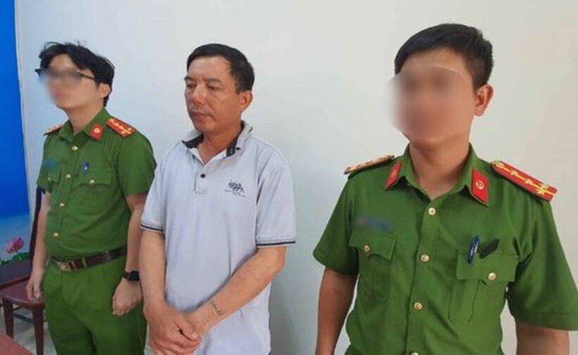 Bắt nguyên chủ tịch xã lạm quyền, lấy đất công giao cho cán bộ, người nhà