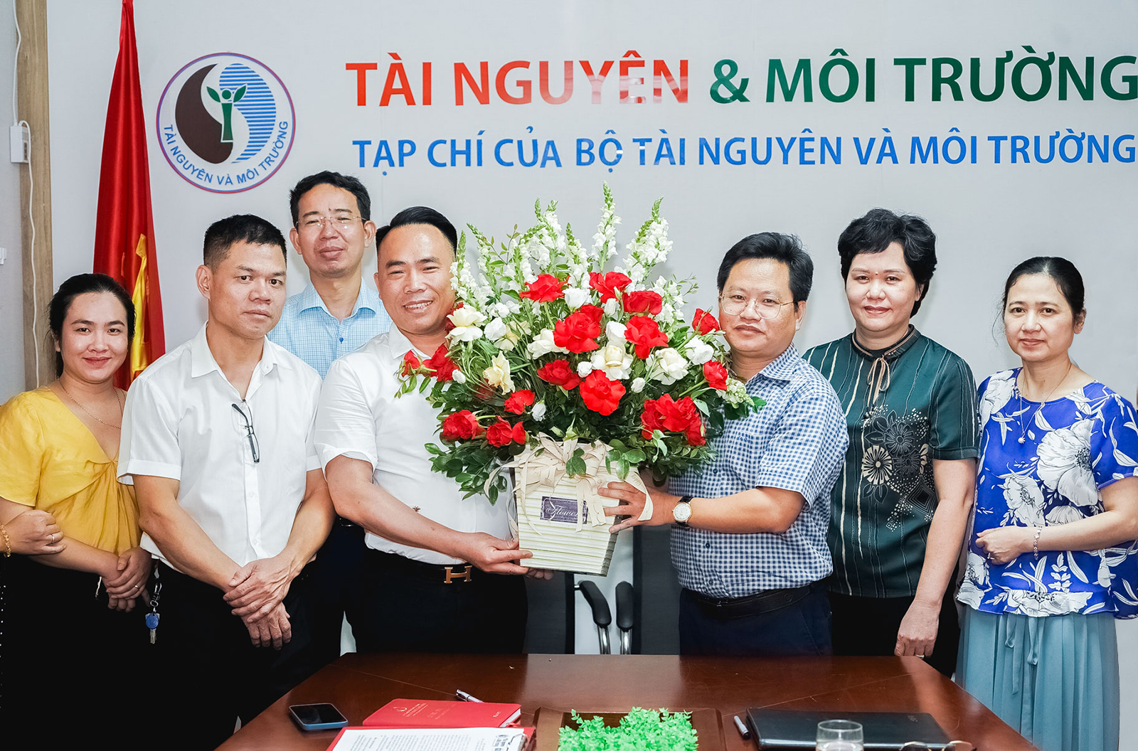Ký kết hợp tác giữa Tạp chí Tài nguyên và Môi trường và Tạp chí Giao thông vận tải