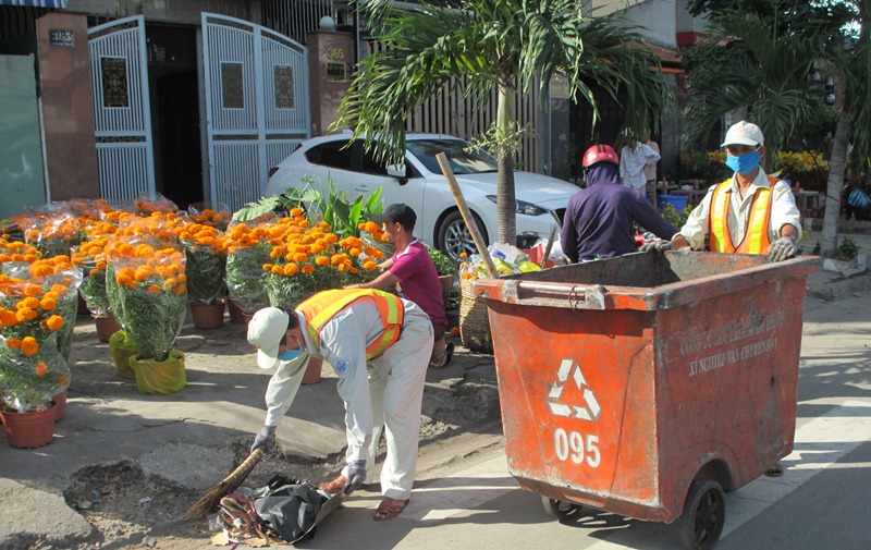 Nâng cao nhận thức, chuẩn hóa phương tiện thu gom