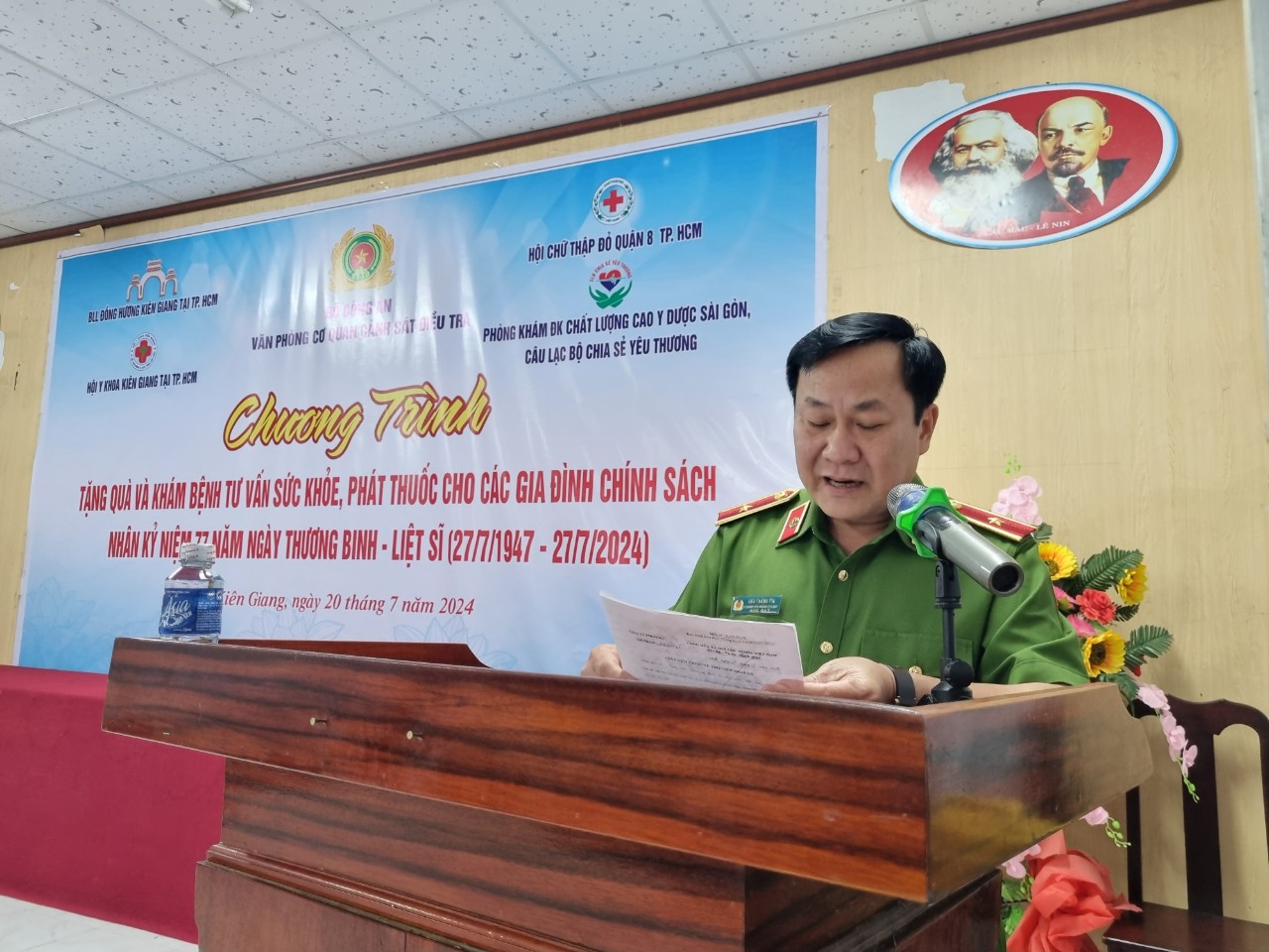 Kiên Giang: Khám sức khoẻ và trao tặng quà cho bà con xã vùng sâu vùng xa nhân Kỷ niệm ngày Thương binh Liệt sĩ