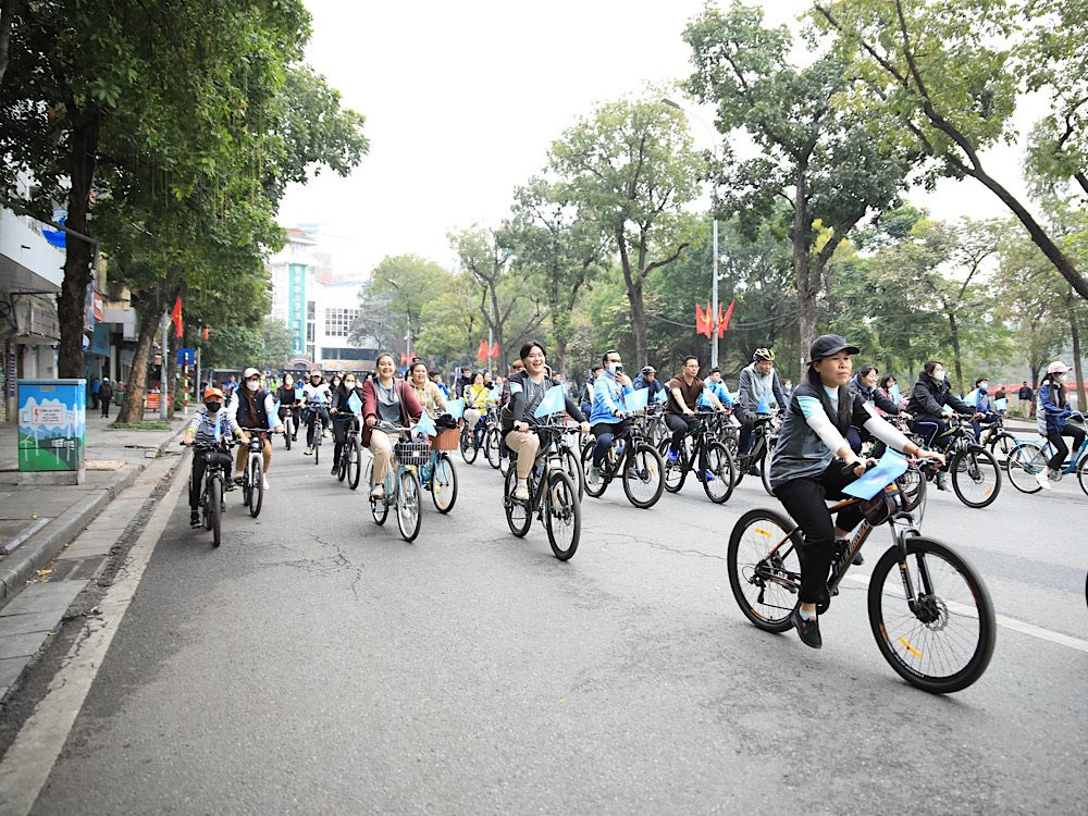 Hành trình đạp xe vì một Hà Nội xanh