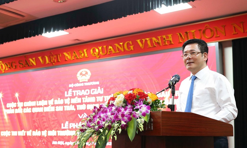 Bộ Công Thương trao giải 24 tác phẩm xuất sắc của Cuộc thi chính luận về bảo vệ nền tảng tư tưởng của Đảng