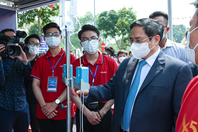 Chùm ảnh: Thủ tướng Phạm Minh Chính dự Ngày hội Khởi nghiệp quốc gia