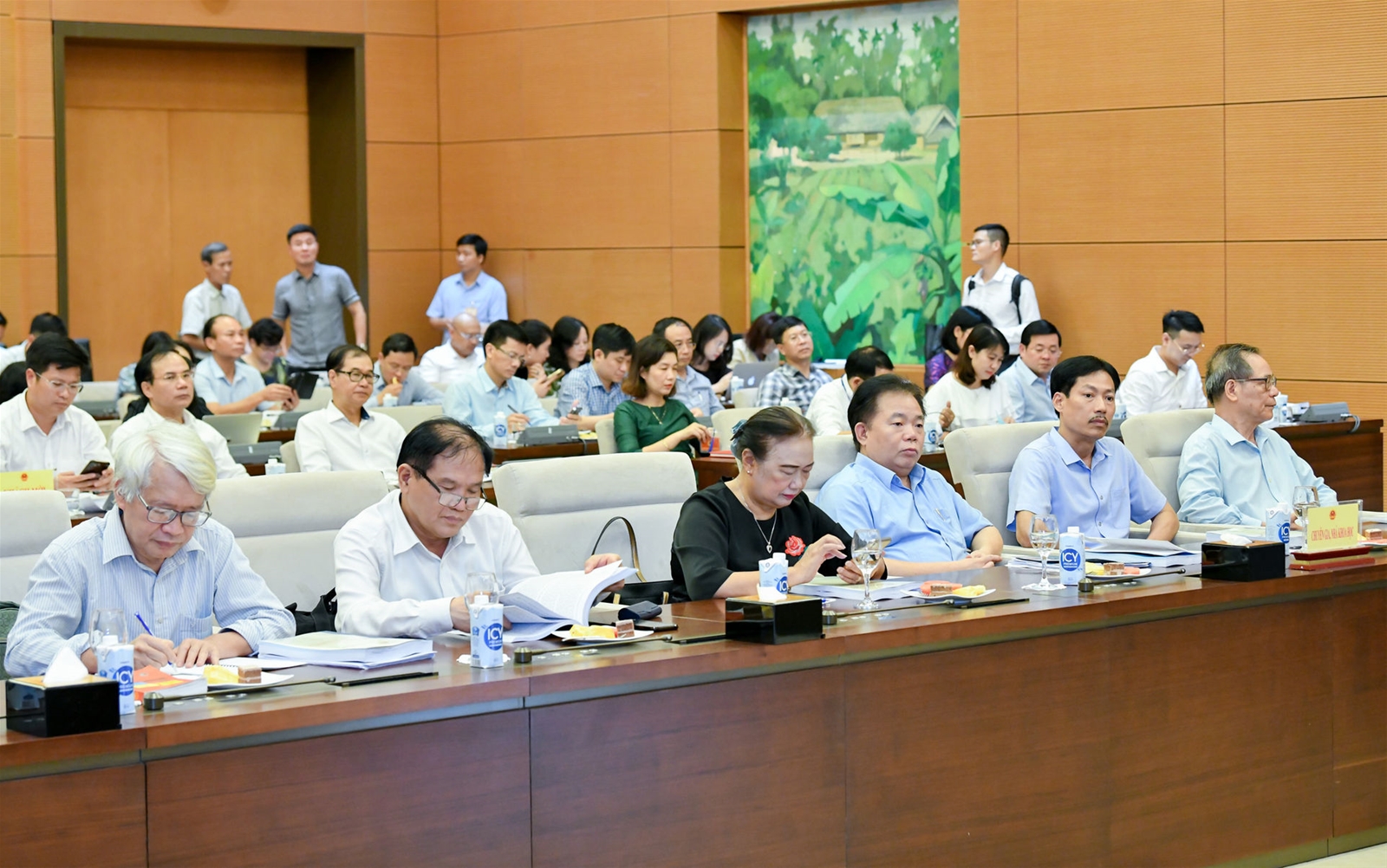 Chủ tịch Quốc hội Vương Đình Huệ chủ trì Hội thảo góp ý dự thảo Luật Đất đai (sửa đổi)