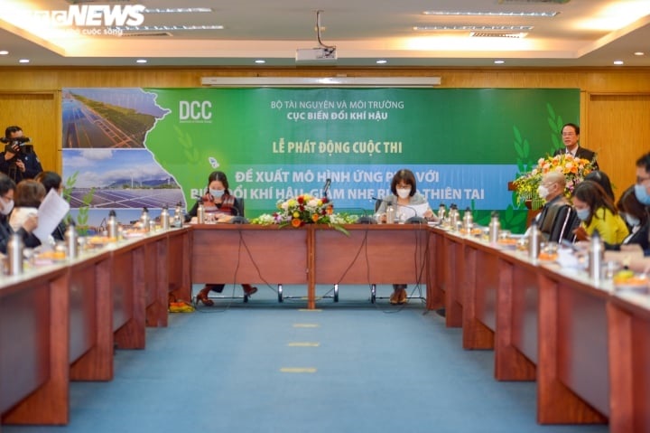 Phát động cuộc thi “Đề xuất mô hình ứng phó với biến đổi khí hậu”