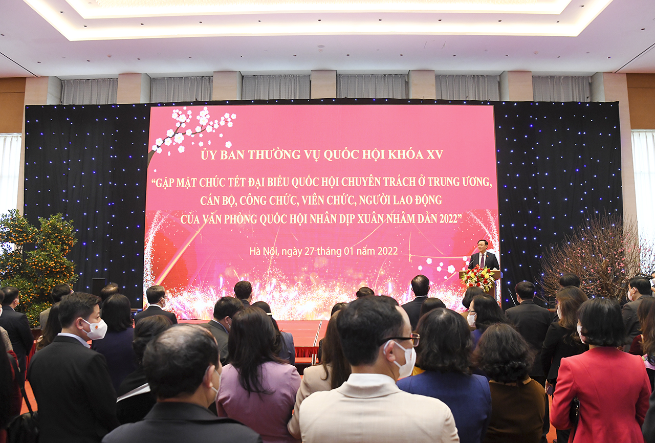Chủ tịch Quốc hội Vương Đình Huệ: Năm mới chuyên nghiệp - chuẩn mực - trách nhiệm - đoàn kết - thành tích tốt hơn