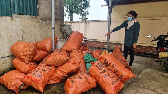 Độc đáo mô hình 'biến rác thải thành tiền' của phụ nữ Thanh Hóa