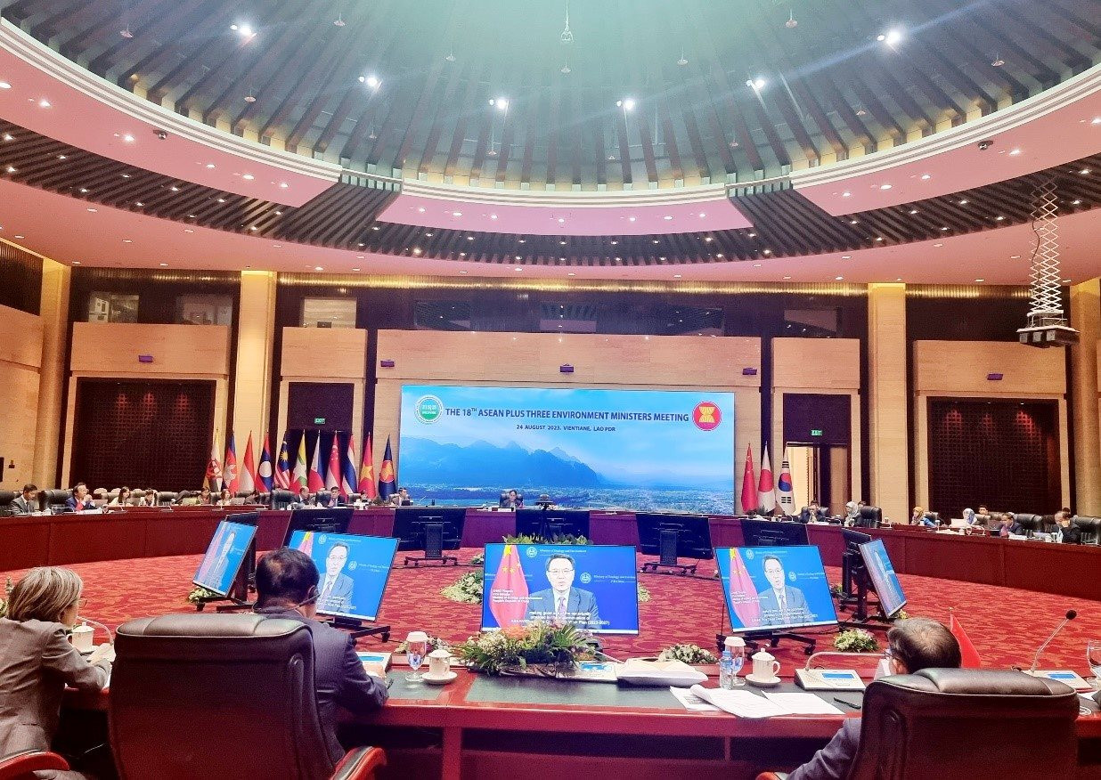 Tăng cường hợp tác khu vực và quốc tế để giải quyết các thách thức môi trường và khí hậu