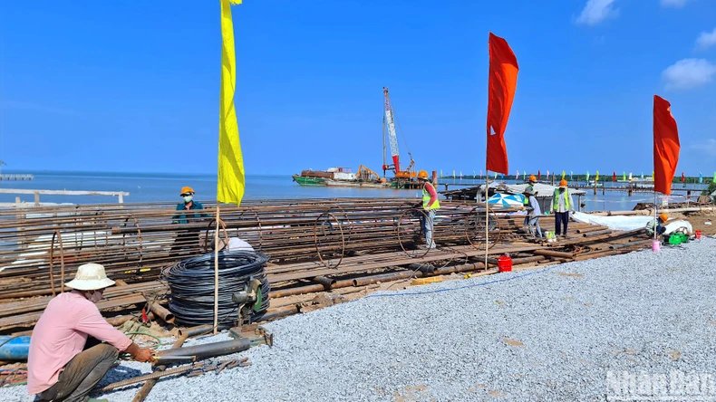 Cà Mau khởi công cụm Tượng đài chuyến tàu tập kết ra bắc