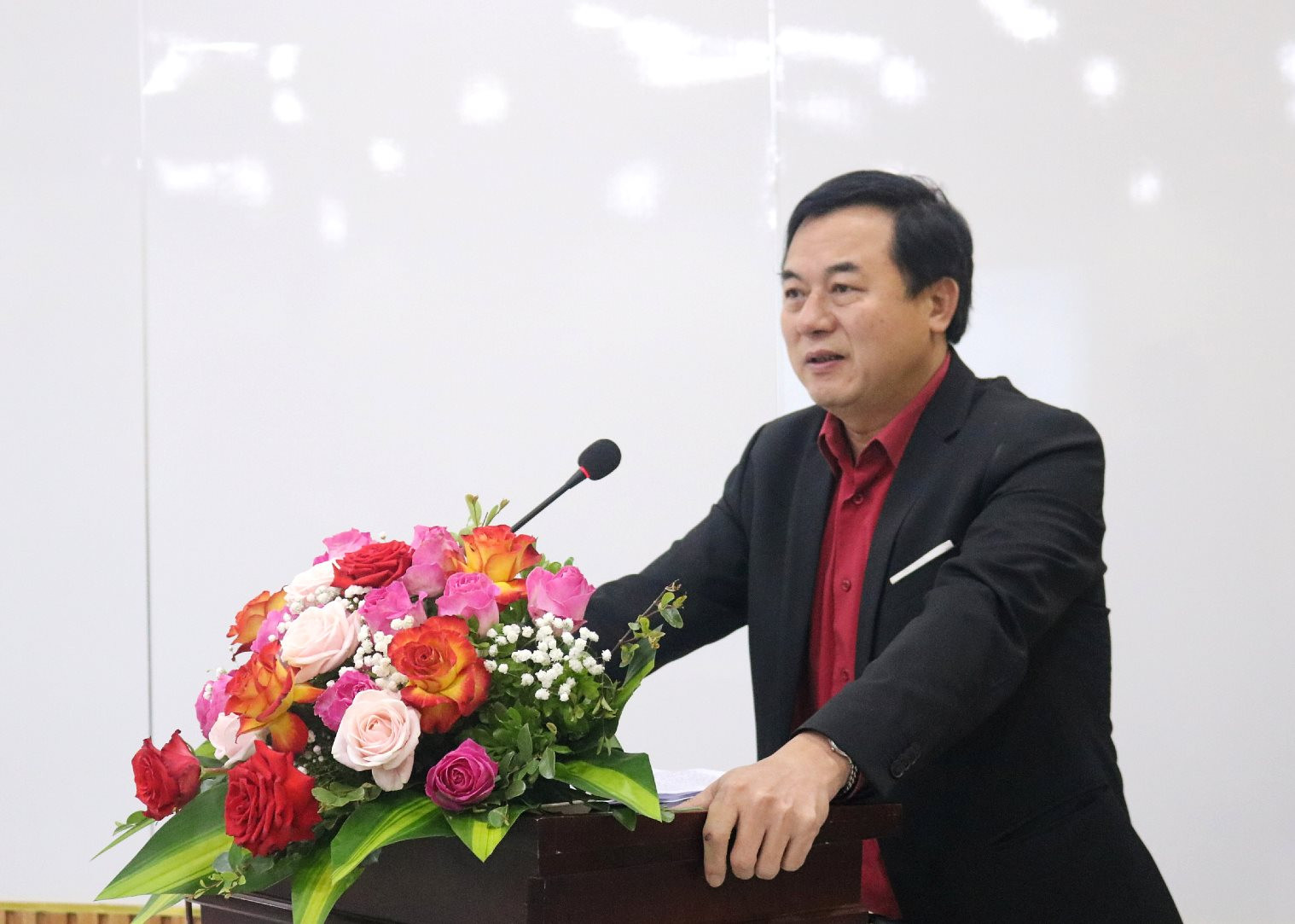 Chủ động nghiên cứu, dự báo các xu thế mới về tài nguyên và môi trường