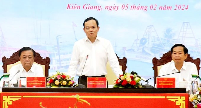 Kiên quyết xử lý tàu cá vi phạm vùng biển nước ngoài
