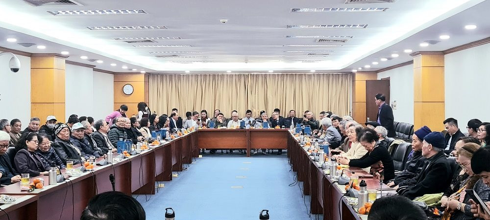 Tổng cục Quản lý đất đai gặp mặt, chúc Tết cán bộ hưu trí