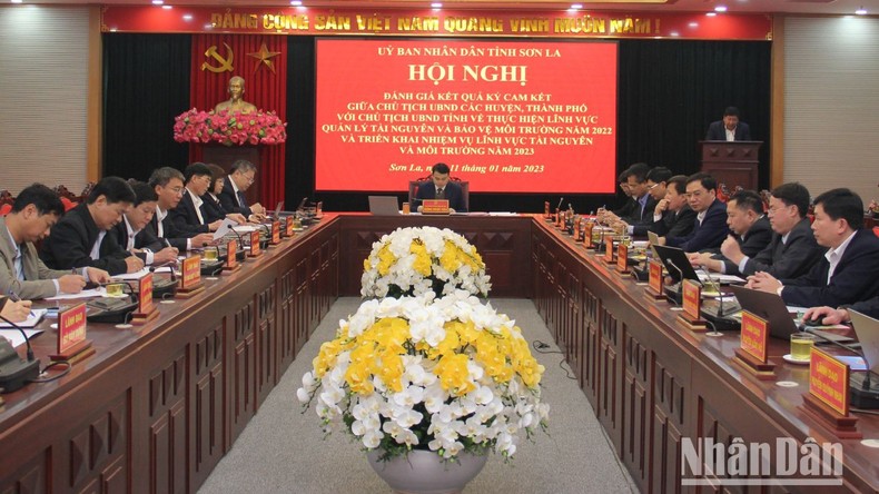 Sơn La ký cam kết tăng cường quản lý tài nguyên môi trường