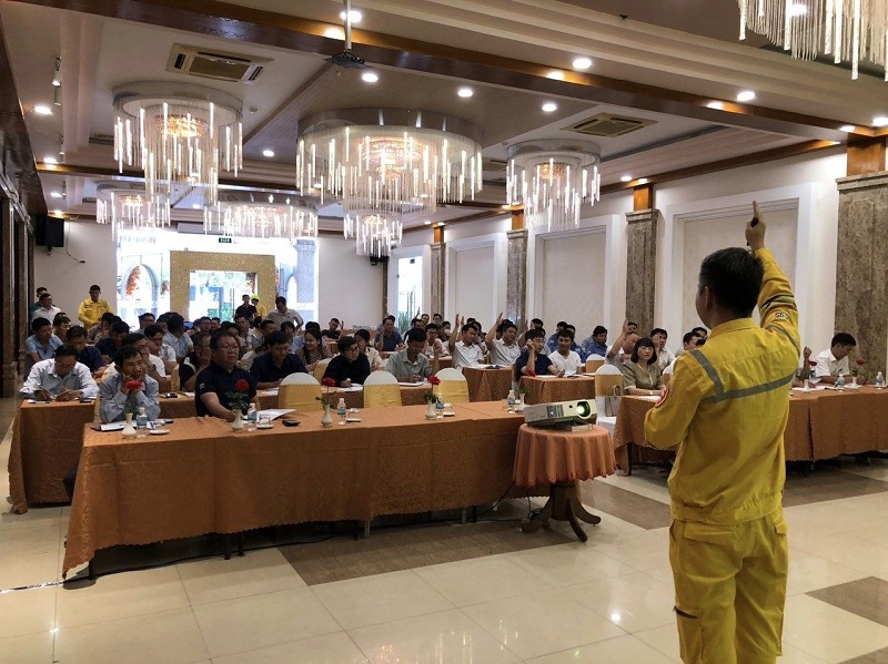 Khánh Hòa: Tập huấn nâng cao kỹ năng ứng phó sự cố tràn dầu