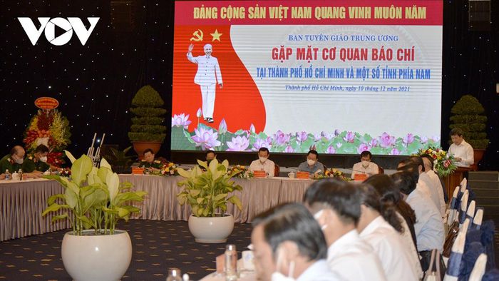 Báo chí thực sự là lực lượng tuyến đầu trong phòng chống dịch COVID-19