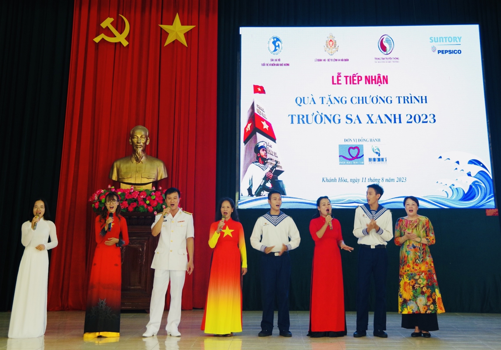 Trường Sa Xanh - Cải tạo môi trường sinh thái nơi đầu sóng