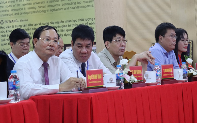 Hội thảo khoa học Quản lý đất đai toàn quốc lần thứ nhất