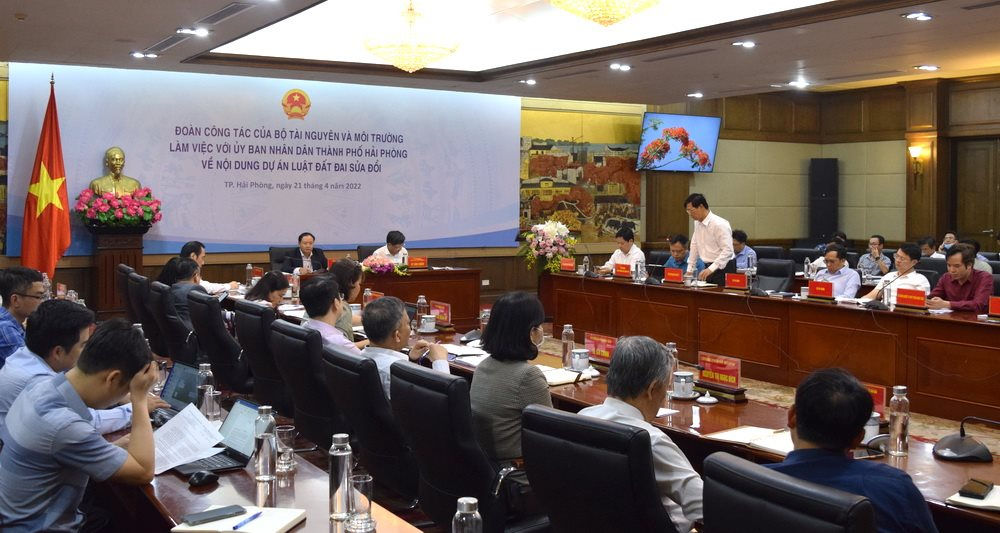 Bộ TN&MT làm việc với UBND TP. Hải Phòng về dự án Luật Đất đai (sửa đổi) và quy hoạch không gian biển quốc gia