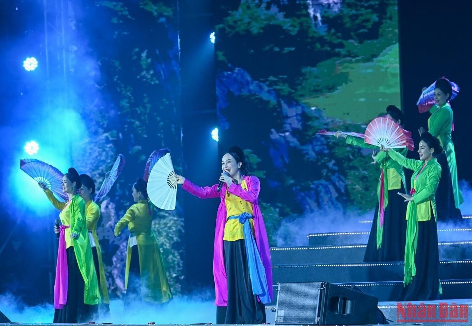 Chủ tịch Quốc hội dự Lễ kỷ niệm 50 năm Công ước về bảo vệ di sản văn hóa và thiên nhiên thế giới