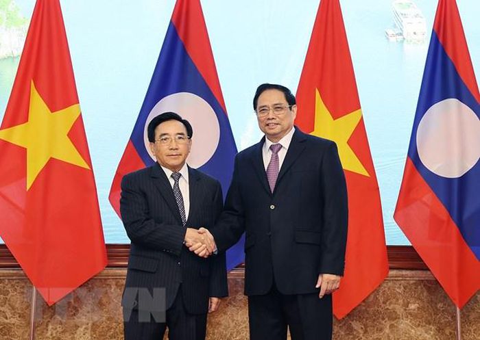 Kết nối hai nền kinh tế Việt Nam-Lào về cả thể chế và hạ tầng