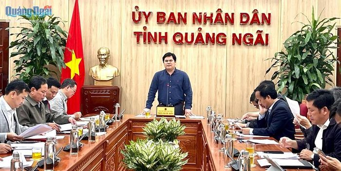 Toàn dân tích cực tham gia thu gom, xử lý rác thải, bảo vệ môi trường