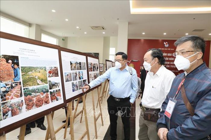 Trao giải Ấn phẩm báo chí tiêu biểu năm 2020, đầu năm 2021