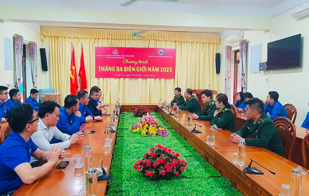 Đoàn Thanh niên Bộ TN&MT hưởng ứng Chương trình Tháng 3 biên giới tại Sơn La