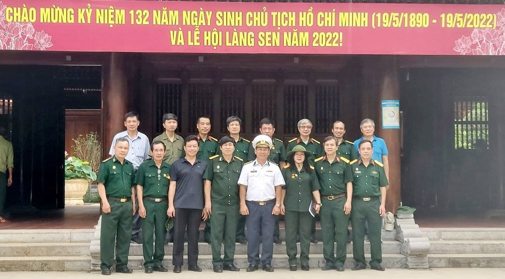 Hội cựu chiến binh Bộ TN&MT hành trình về nguồn tại Khu di tích lịch sử Kim Liên và Ngã ba Đồng Lộc
