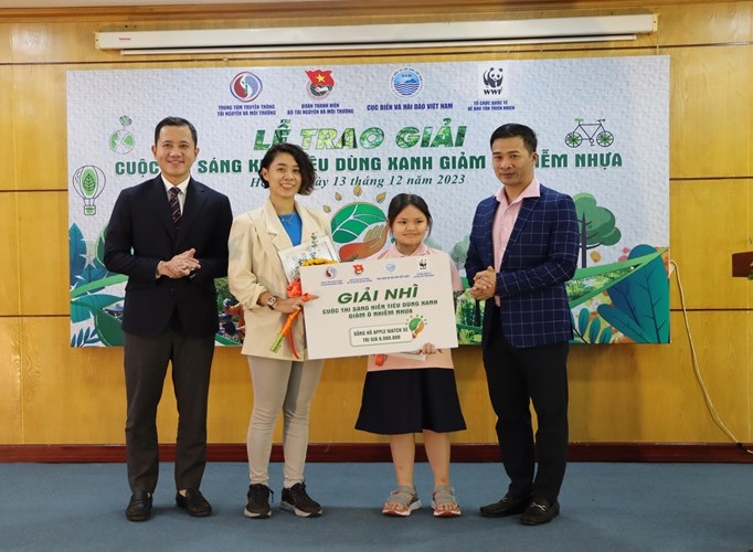 Trao giải Cuộc thi Sáng kiến tiêu dùng xanh, giảm ô nhiễm nhựa