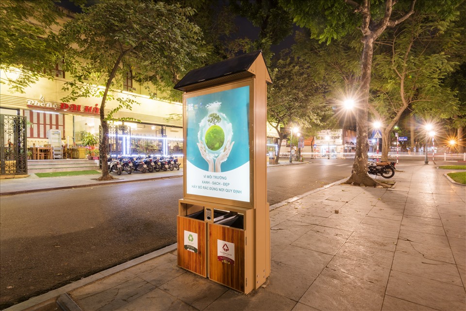 Hà Nội: Thùng rác thông minh, cần người ý thức