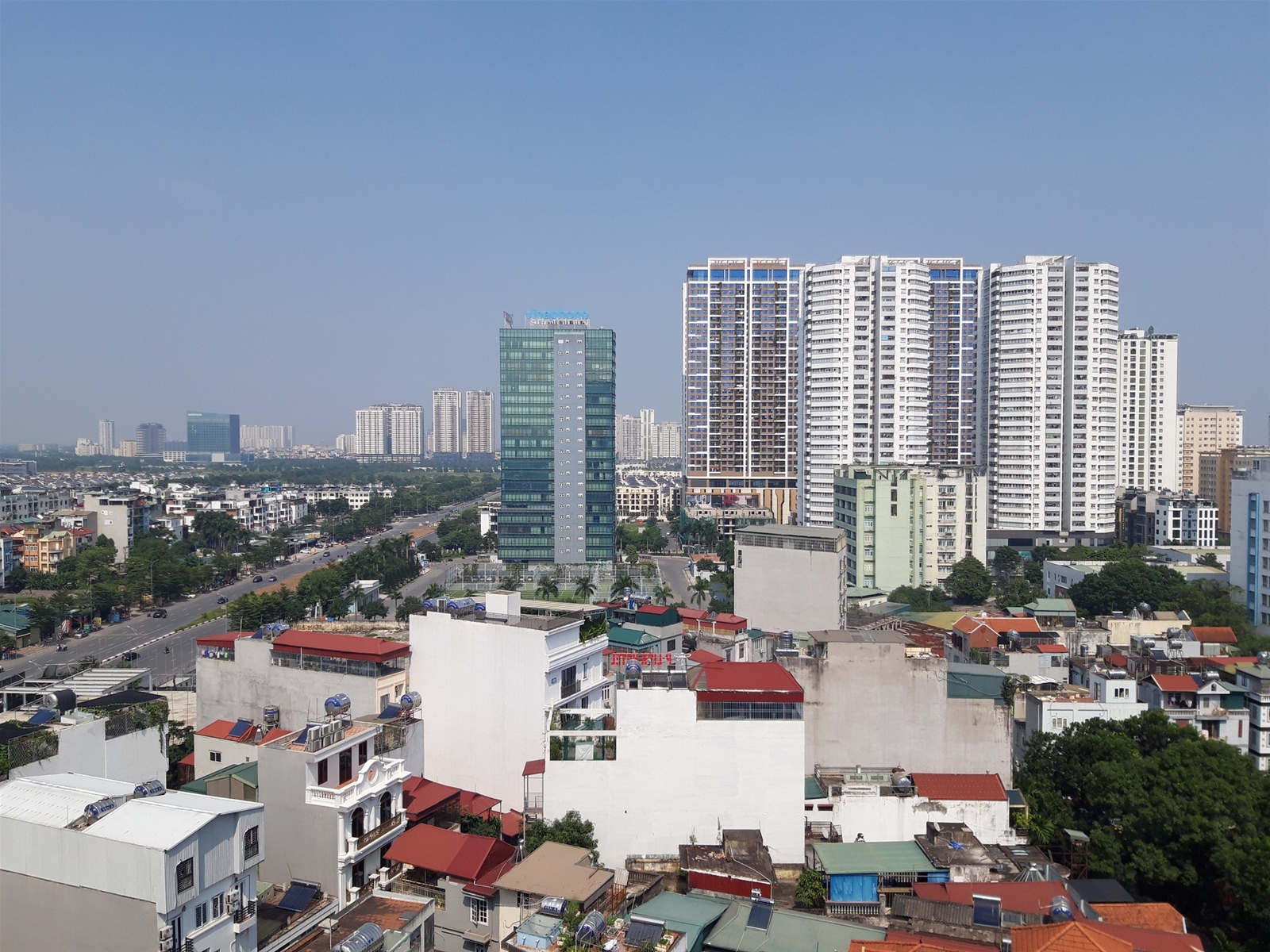 Thời tiết ngày 31/10:  Miền Bắc trời se lạnh, sươn mù nhẹ. Bão số 7 giật cấp 12