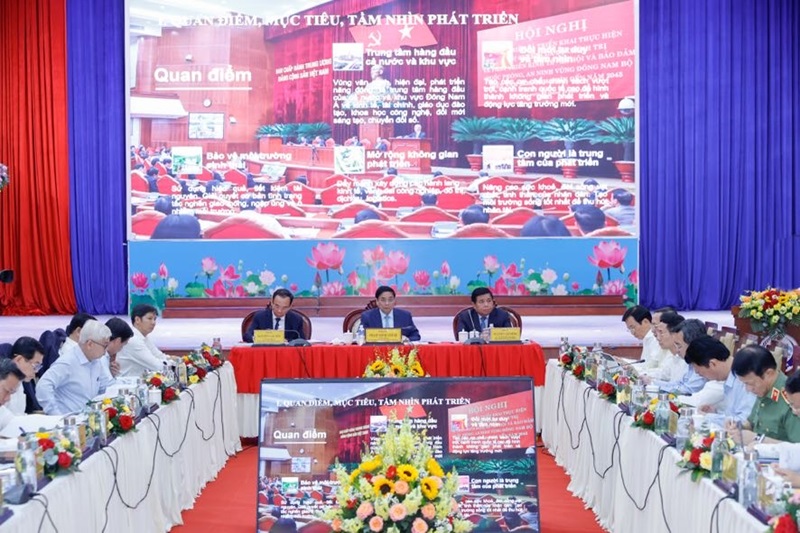 Thủ tướng: 5 cụm từ khóa để Đông Nam Bộ tiếp tục phát huy vai trò “Thành đồng Tổ quốc”