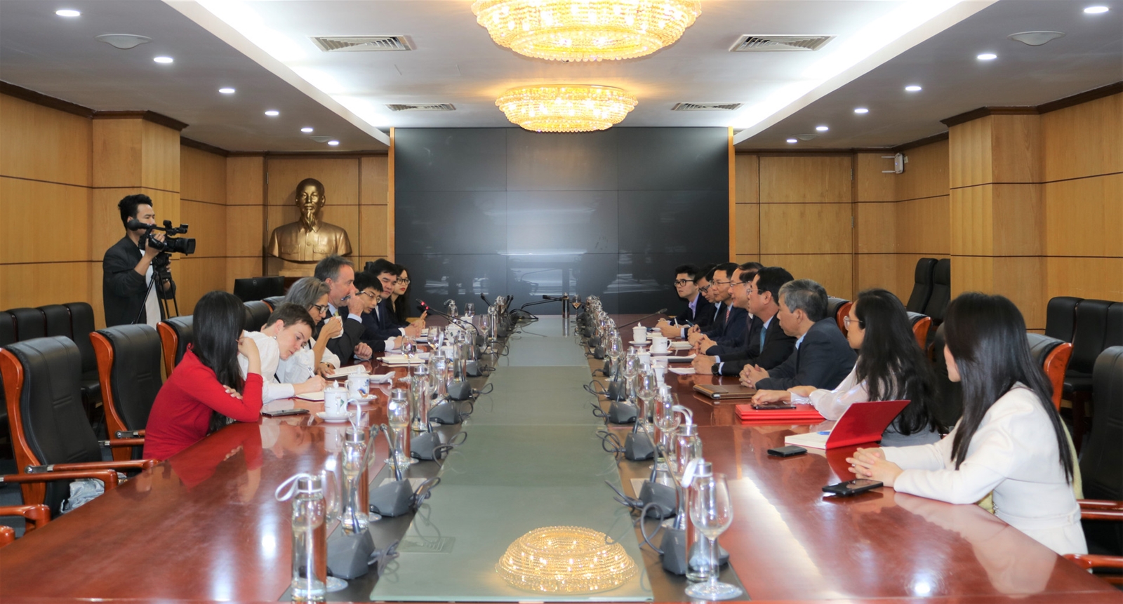 Bộ TN&MT ký kết hợp tác với Quỹ Liên minh năng lượng toàn cầu cho con người và hành tinh