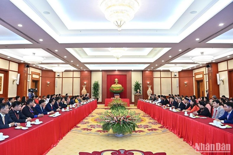 Cán bộ Mặt trận cần gương mẫu, đi đầu, nắm bắt tâm tư, nguyện vọng của nhân dân