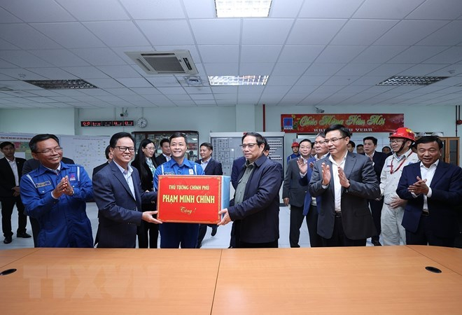 Thủ tướng Phạm Minh Chính: Quảng Ngãi hãy vươn lên mạnh mẽ bằng sức mạnh nội sinh