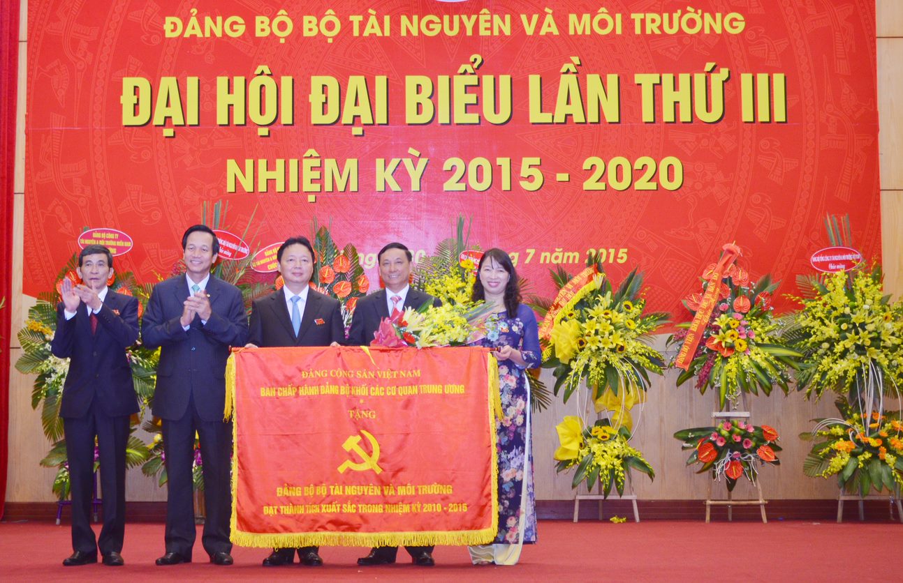 Xây dựng Đảng bộ Bộ Tài nguyên và Môi trường trong sạch, vững mạnh, lãnh đạo hoàn thành tốt nhiệm vụ chính trị