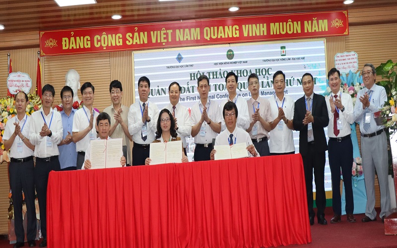 Hội thảo khoa học Quản lý đất đai toàn quốc lần thứ nhất